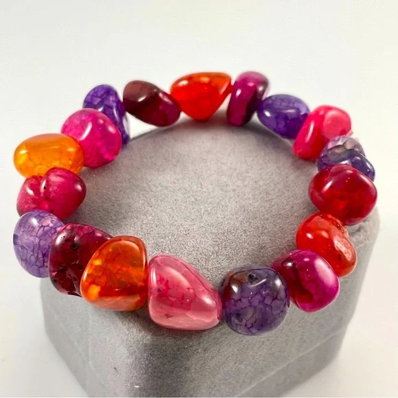Cute Unsigned Pink Purple Red Orange Dyed Agate Gemstone Beaded Stretch Bracelet - Picture 2 of 6